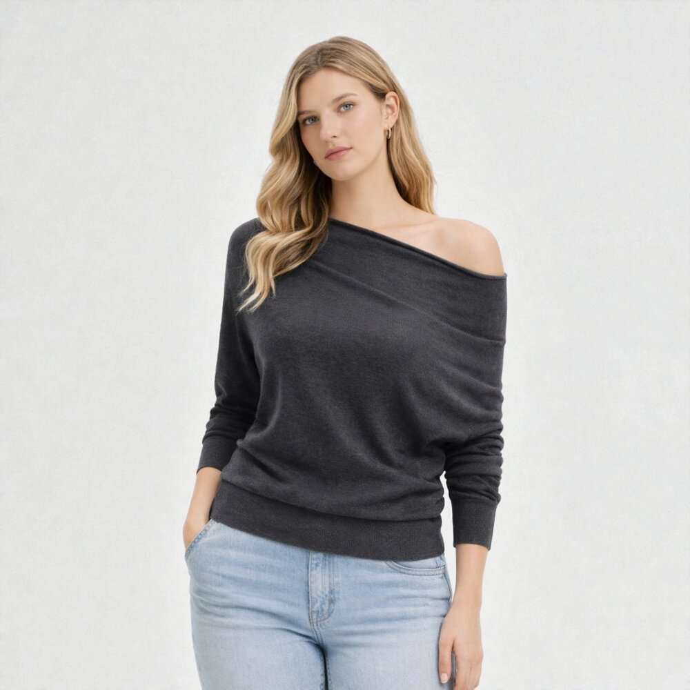 Midnight Muse, Cashmere Blend Sweater – NWT Gray